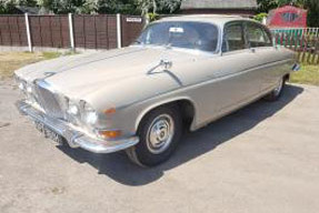 1970 Jaguar 420