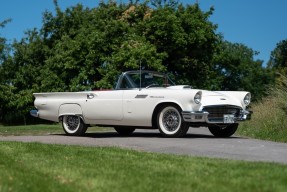 1957 Ford Thunderbird