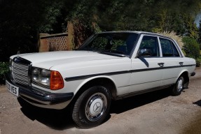 1984 Mercedes-Benz 230 E