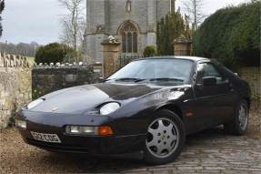 1990 Porsche 928 S4