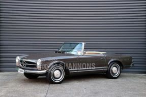 1966 Mercedes-Benz 230 SL