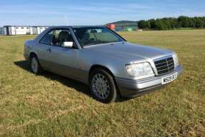 1994 Mercedes-Benz E 220