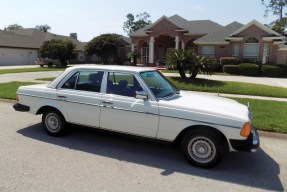 1982 Mercedes-Benz 300 D