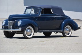 1940 Ford DeLuxe