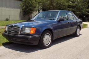 1986 Mercedes-Benz 300E