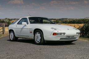 1989 Porsche 928 S4