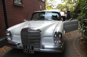 1966 Mercedes-Benz 250 SE Coupe