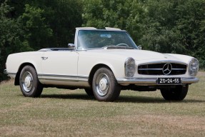 1963 Mercedes-Benz 230 SL