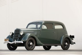 1935 Ford Standard