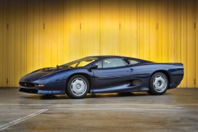 1993 Jaguar XJ220