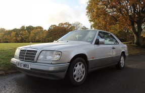 1994 Mercedes-Benz E 220