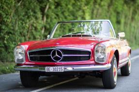 1965 Mercedes-Benz 230 SL