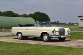 1966 Mercedes-Benz 250 SE Cabriolet