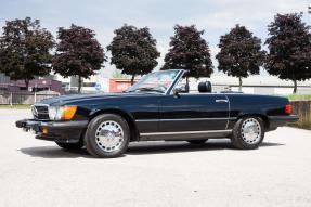 1987 Mercedes-Benz 560 SL