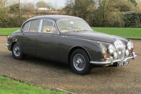 1969 Daimler V8 250