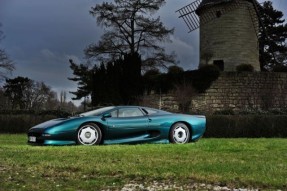 1992 Jaguar XJ220