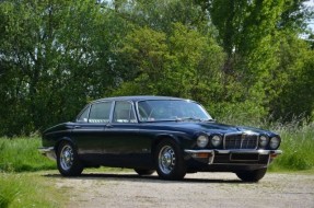 1975 Jaguar XJ12