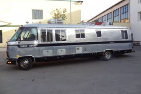 1982 Airstream Classic 310