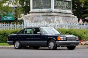 1987 Mercedes-Benz 560 SEL