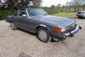 1987 Mercedes-Benz 560 SL