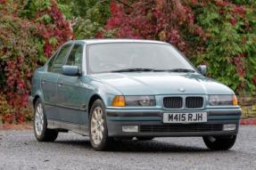 1995 BMW 320i