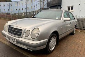 1996 Mercedes-Benz E 200