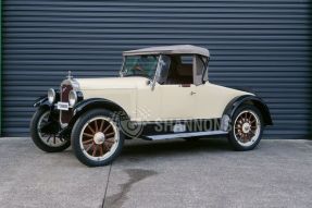 c. 1925 Oldsmobile Model 30