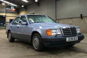 1992 Mercedes-Benz 260E