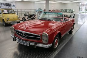 1963 Mercedes-Benz 230 SL