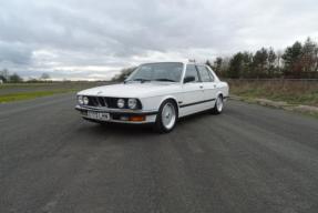 1988 BMW 520i