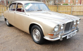 1968 Jaguar 420