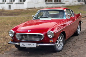 1967 Volvo P1800