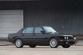 1988 BMW M5