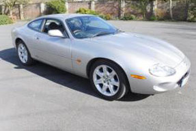 1999 Jaguar XK8