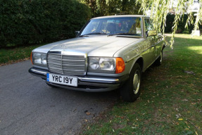 1983 Mercedes-Benz 200