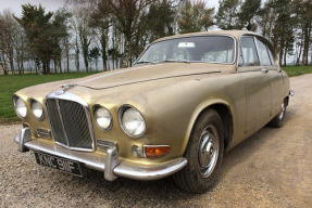 1968 Jaguar 420