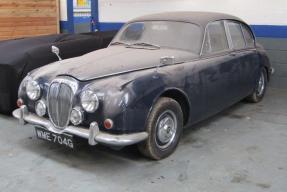 1968 Daimler V8 250