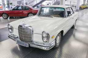 1968 Mercedes-Benz 250 SEb Coupe