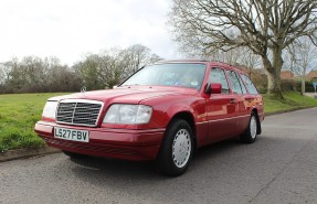 1994 Mercedes-Benz E 220