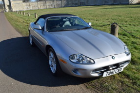 1999 Jaguar XK8