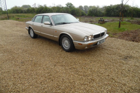 1998 Jaguar XJ8