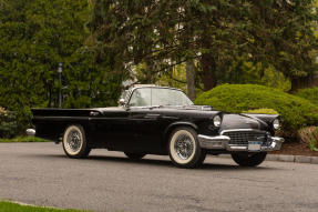 1957 Ford Thunderbird