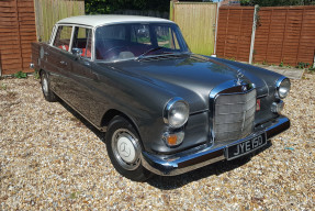 1966 Mercedes-Benz 230