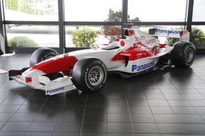 2004 Toyota TF104B