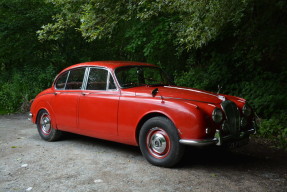 1968 Daimler V8 250