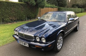 1998 Daimler Super V8