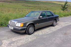 1992 Mercedes-Benz 230 E