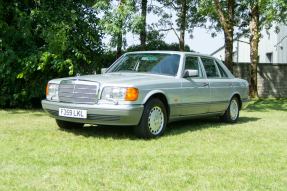 1989 Mercedes-Benz 560 SEL