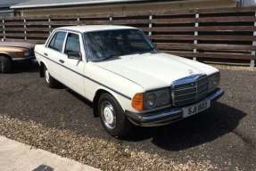 1981 Mercedes-Benz 200