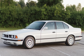 1991 BMW M5